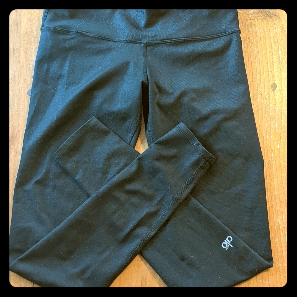 Alo Leggings